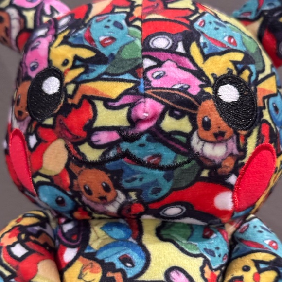 Pokémon pikachu graffiti Takara Tomy 7” plush! New with tags! - Picture 3 of 4